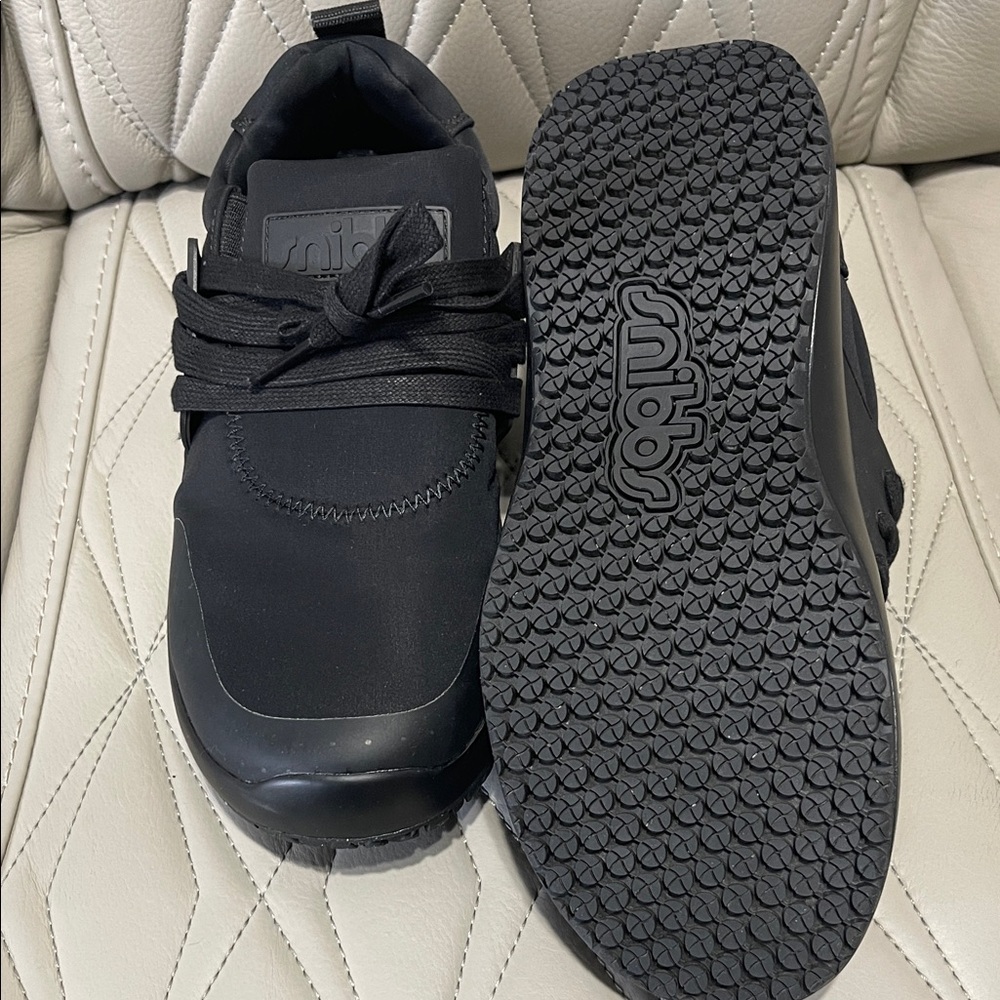 Unlisted Brand Women's Black Slip-On Sneakers - Picture 5 of 8